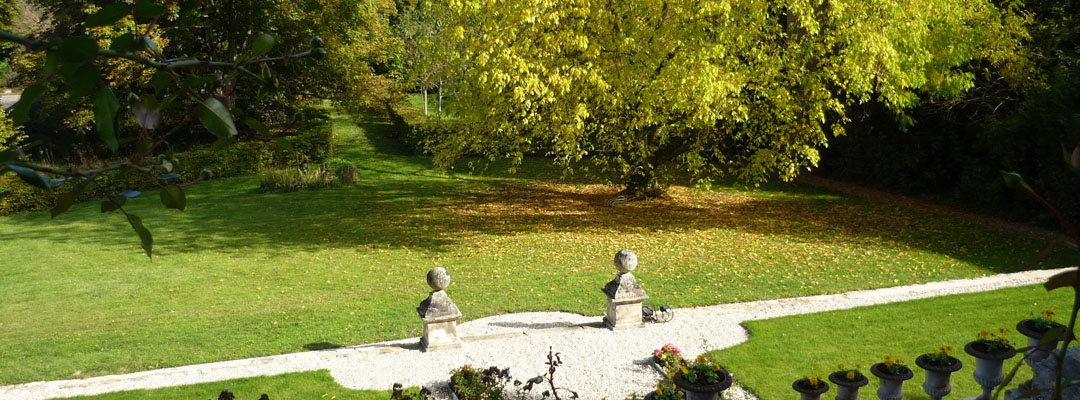 argentenay, Chambre d'hôte, le jardin en automne